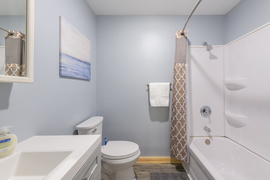 More Photos Of 26370 County 7 Blvd, Welch Apartments For Sale