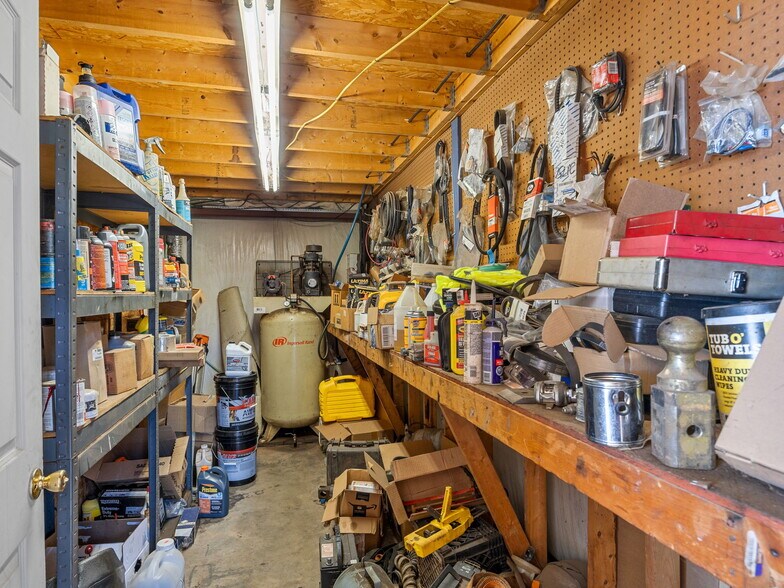 More Photos Of 3808 N Highway 14, Greer Service For Sale