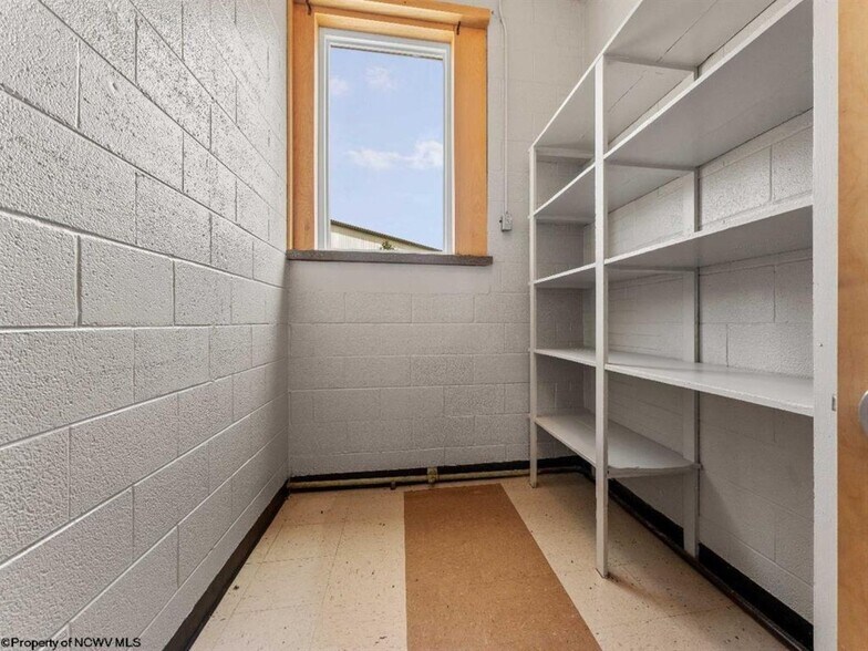 More Photos Of 1433 Dorsey Ave, Morgantown Schools For Lease