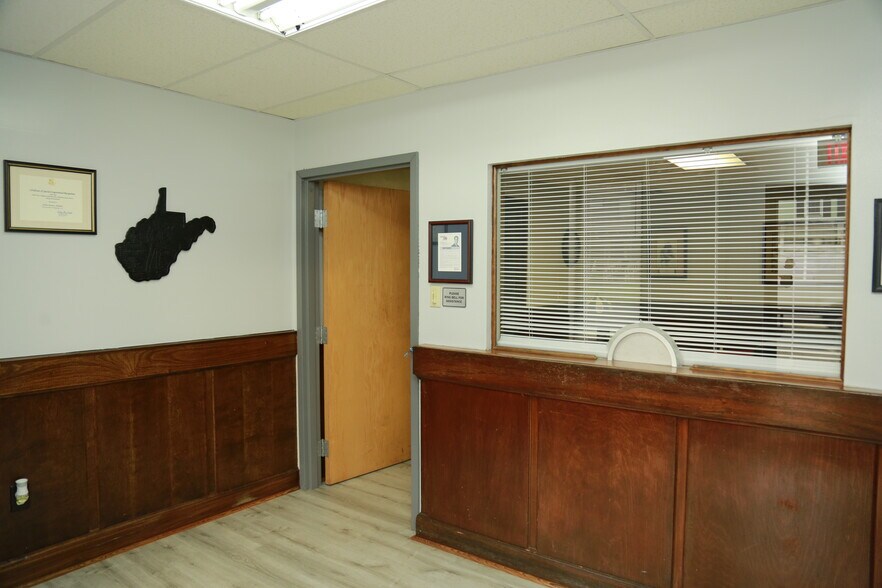 More Photos Of 1200 Morgantown Ave, Fairmont Warehouse For Sale
