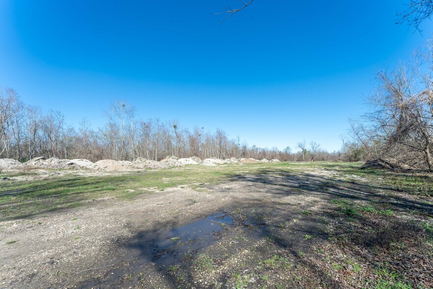 More Photos Of 3672 Airline Hwy, Reserve Land For Sale