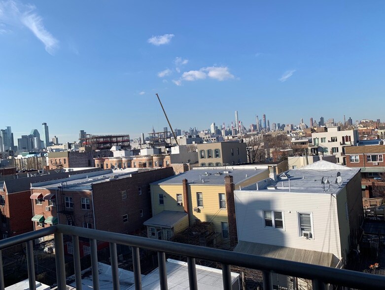 More Photos Of 32-56 Steinway St, Astoria Medical For Lease