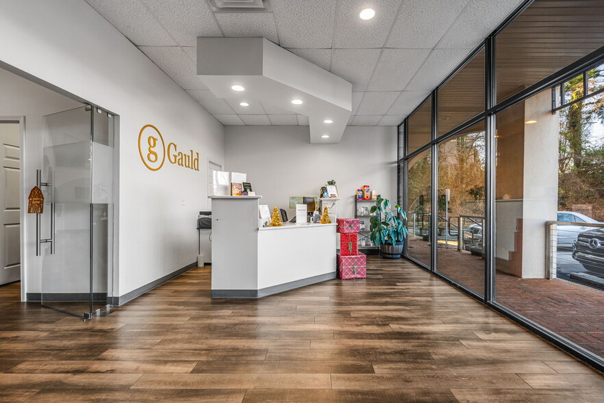 More Photos Of 1075 Whitlock Ave, Marietta General Retail For Lease