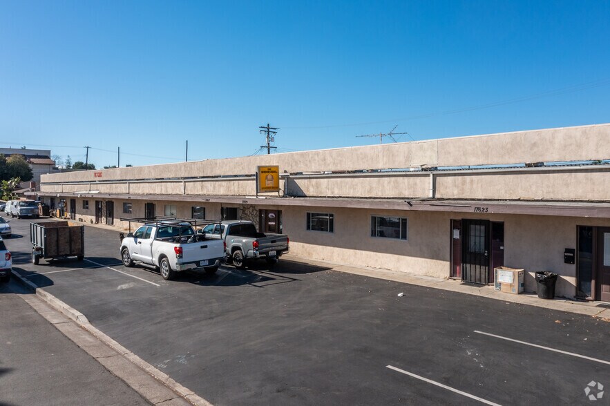 7671 Liberty Dr, Huntington Beach, CA 92647 Warehouse For Sale