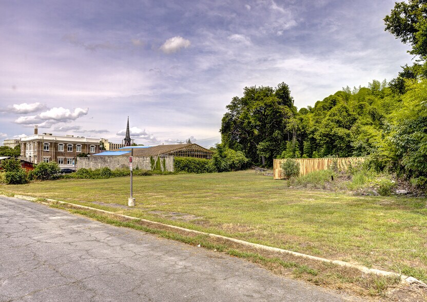 More Photos Of 1701 Castle Overlook Drive, Vicksburg Land For Sale