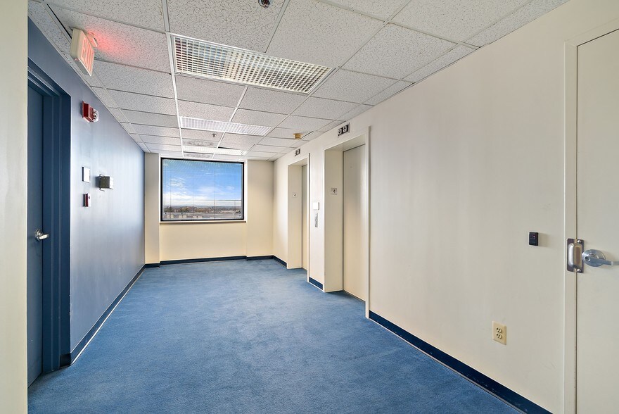 More Photos Of 4221 Walney Rd, Chantilly Office For Lease
