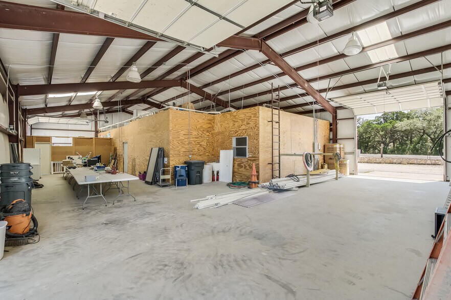 More Photos Of 3500 Lohmans Ford Rd, Lago Vista Warehouse For Sale