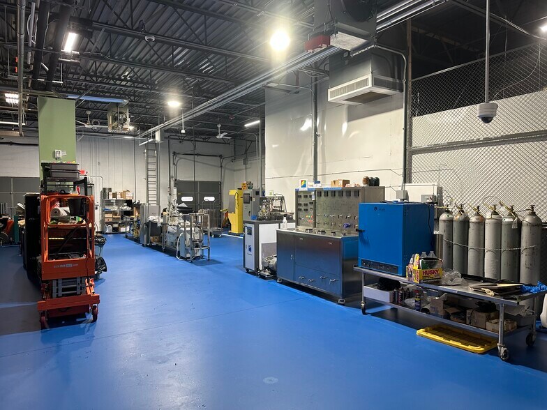 More Photos Of 246 Suffolk Ln, Gardner Manufacturing For Sale