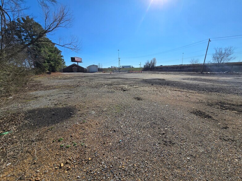 More Photos Of 1270 Springbrook Ave, Memphis Land For Lease