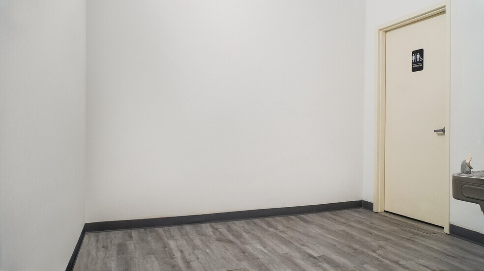 More Photos Of 3660 W Waldo Ave, Bronx Apartments For Lease