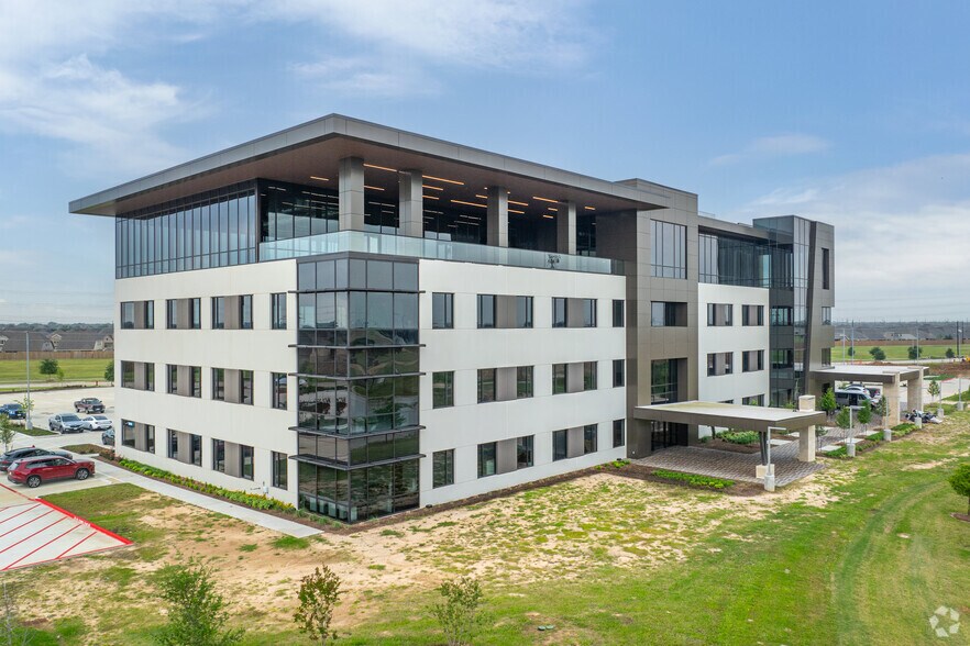 More Photos Of 24200 Via Mazzini Way, Richmond Office For Lease