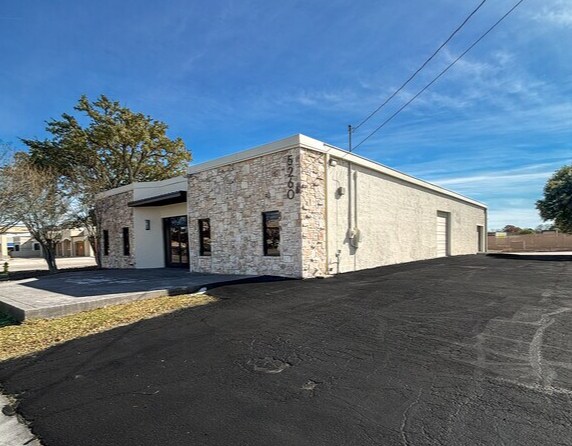 More Photos Of 5260 Rittiman Rd, San Antonio Light Distribution For Sale