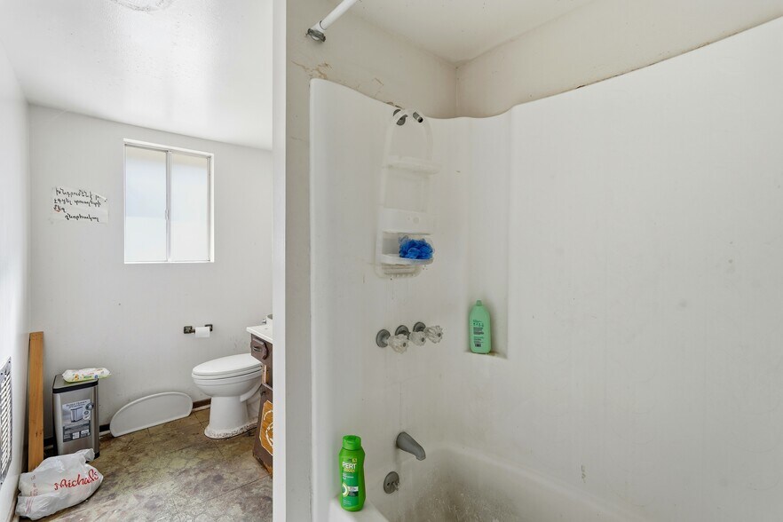 More Photos Of 8235 Soledad Canyon Rd, Agua Dulce Trailer Camper Park For Sale