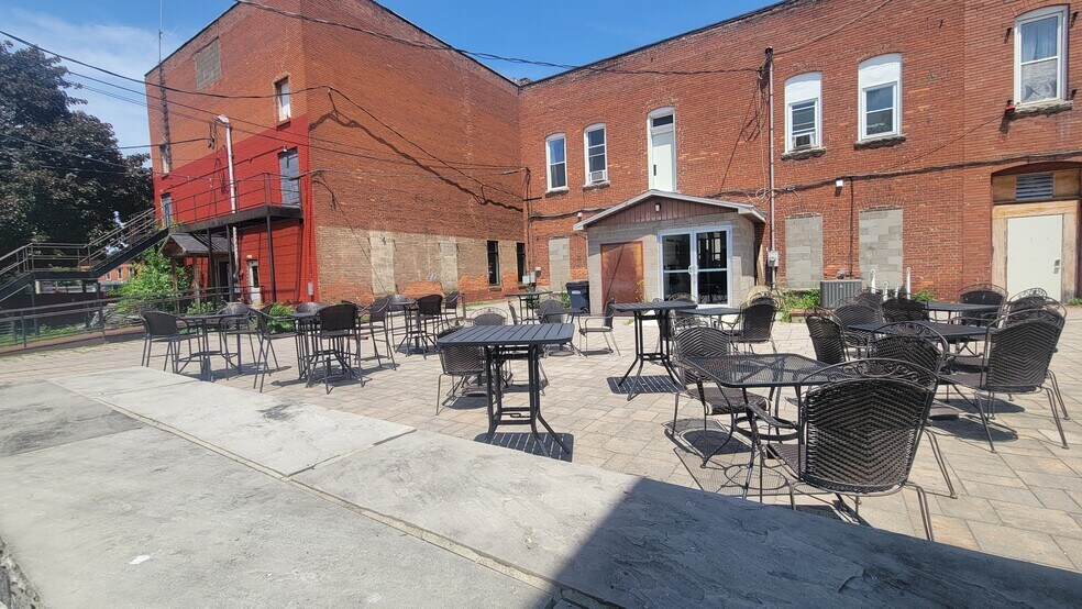 More Photos Of 3156 State St, Caledonia Bowling Alley For Sale