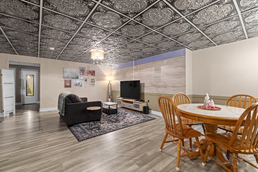 More Photos Of 603 N River St, Hot Springs Hotel For Sale