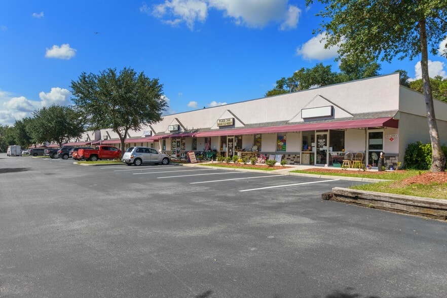 More Photos Of 3451 E Louise Ln, Hernando General Retail For Lease