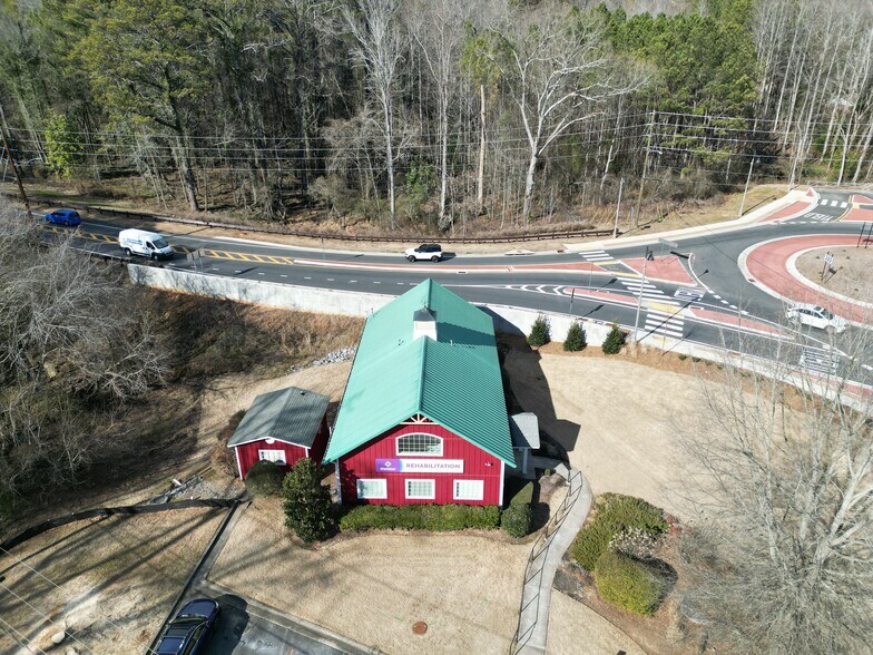 More Photos Of 209 Mill St, Woodstock General Retail For Sale