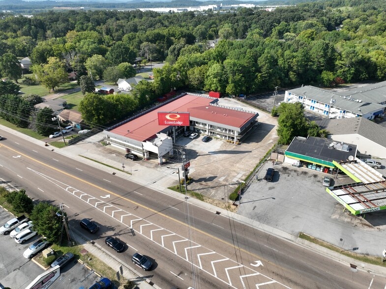 More Photos Of 7707 Lee Hwy, Chattanooga Land For Sale