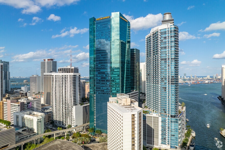 More Photos Of 333 SE 2nd Ave, Miami Office For Lease