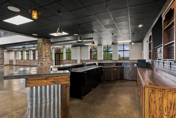 More Photos Of 1616 Oil Well Rd, Jefferson City Golf Course Driving Range For Sale