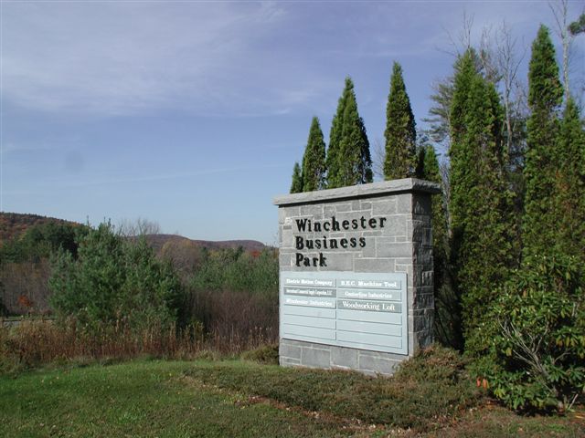 More Photos Of 107 John G Groppo Dr, Winsted Flex For Lease