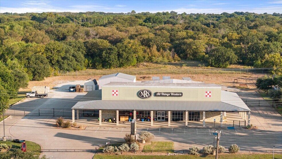 More Photos Of 2521 E US Highway 377, Granbury Freestanding For Sale