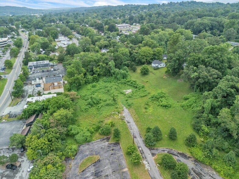 More Photos Of 203 Michigan Ave, Oak Ridge Land For Sale