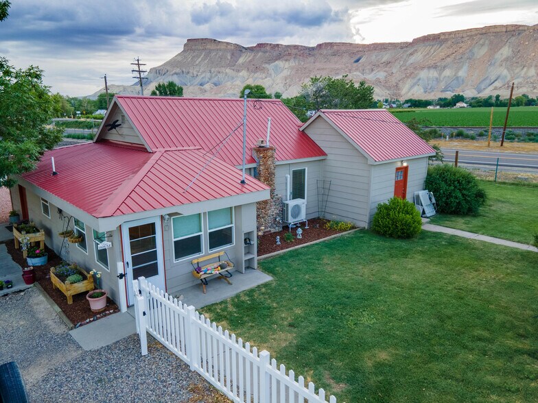 More Photos Of 3669 G Rd, Palisade Freestanding For Sale