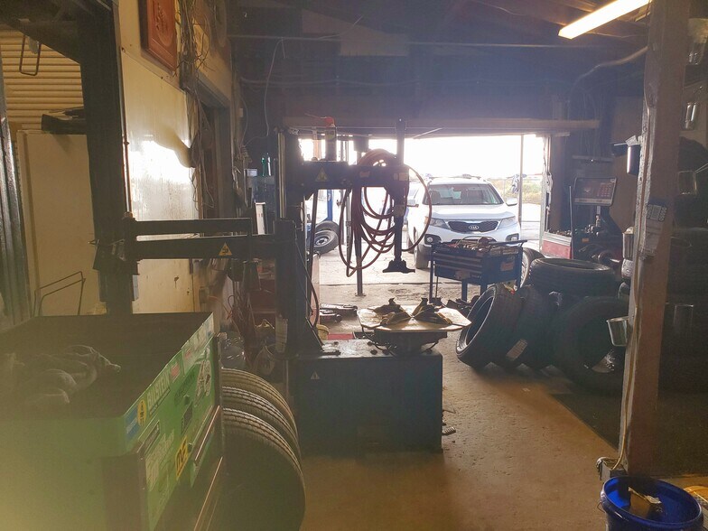 More Photos Of 8899 Beekley Rd, Phelan Auto Repair For Sale
