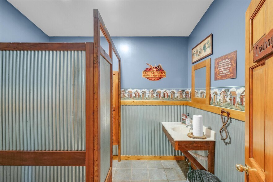 More Photos Of 1356 County Road 2900 N, Rantoul Specialty For Sale