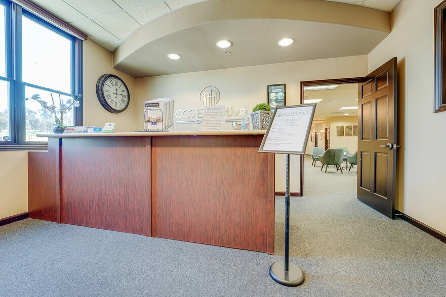 More Photos Of 41911 5th St, Temecula Office For Lease