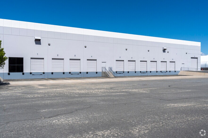 More Photos Of 4643 Aircenter Cir, Reno Manufacturing For Lease