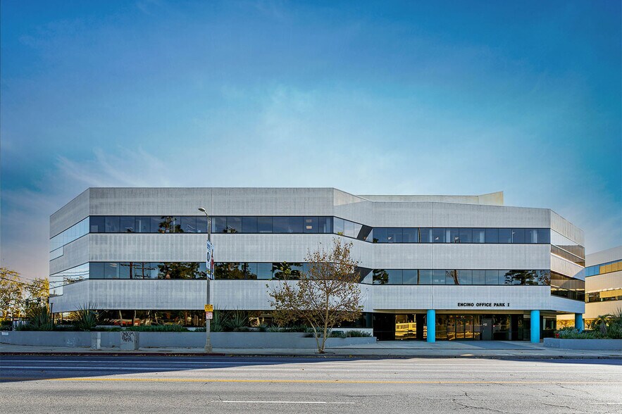More Photos Of 6345 Balboa Blvd, Encino Office For Sale