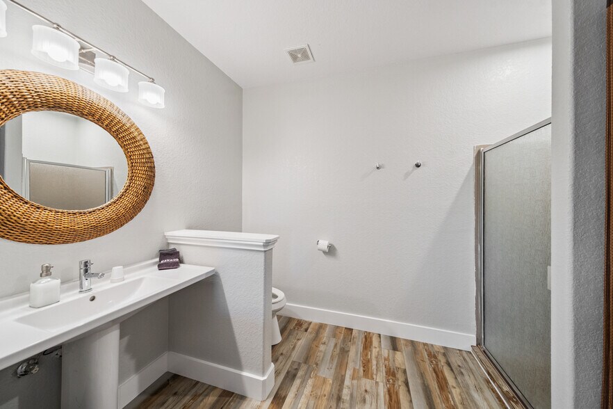 More Photos Of 22996 Highway 60, Matagorda Hotel For Sale