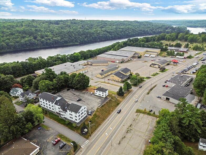 More Photos Of 323 State St, Augusta Office Residential For Sale