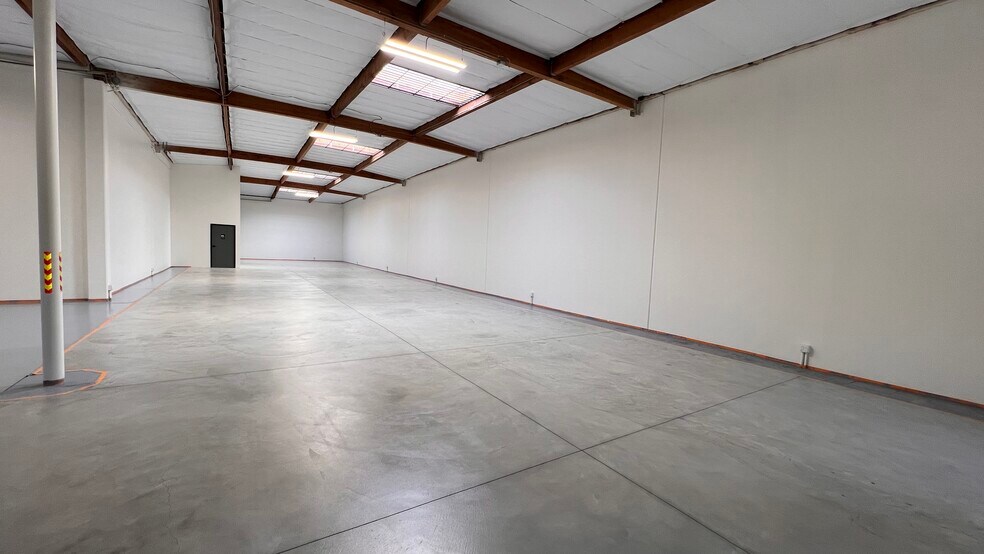 More Photos Of 1745 W 182nd St, Gardena Warehouse For Lease