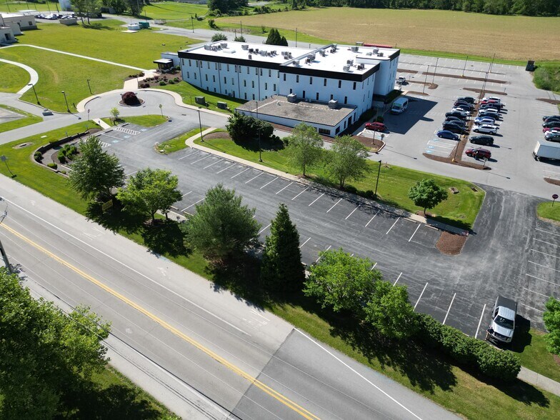 More Photos Of 1011 W Baltimore Pike, West Grove Office For Lease