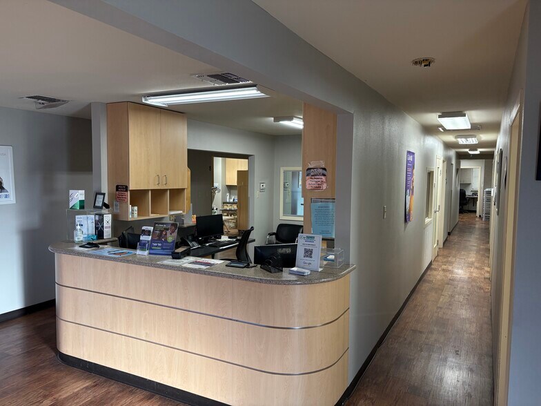 More Photos Of 1702 Pat Booker Rd, Universal City Medical For Sale