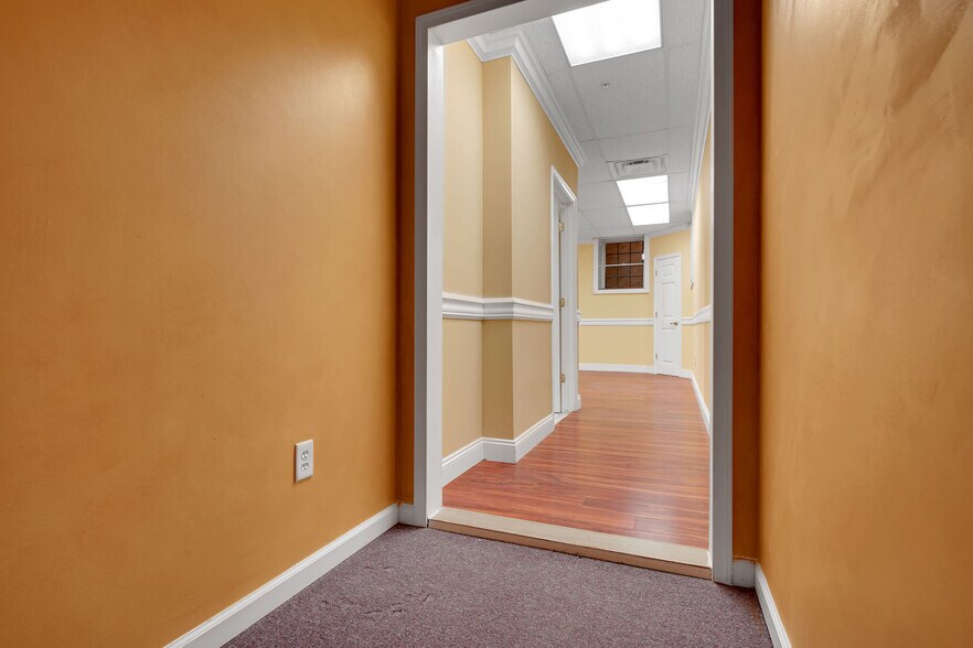 More Photos Of 1466 Hooper Ave, Toms River Medical For Lease