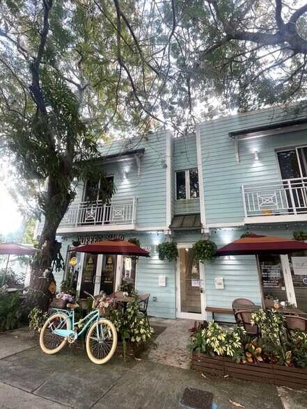 Primary Photo Of 3872 Grand Ave, Miami General Retail For Lease