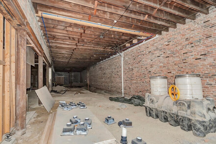 Primary Photo Of 801-805 1st Street, LaSalle Storefront Retail Residential For Sale