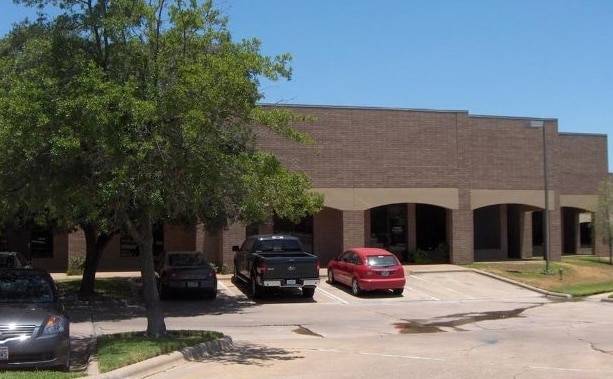 More Photos Of 3131 E 29th St, Bryan Loft Creative Space For Lease