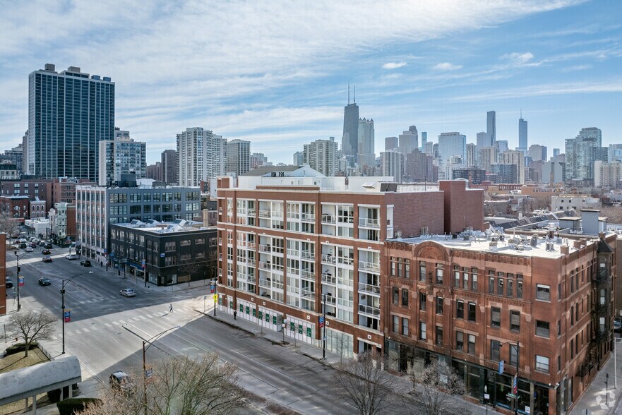 More Photos Of 1552 N North Park Ave, Chicago Apartments For Lease