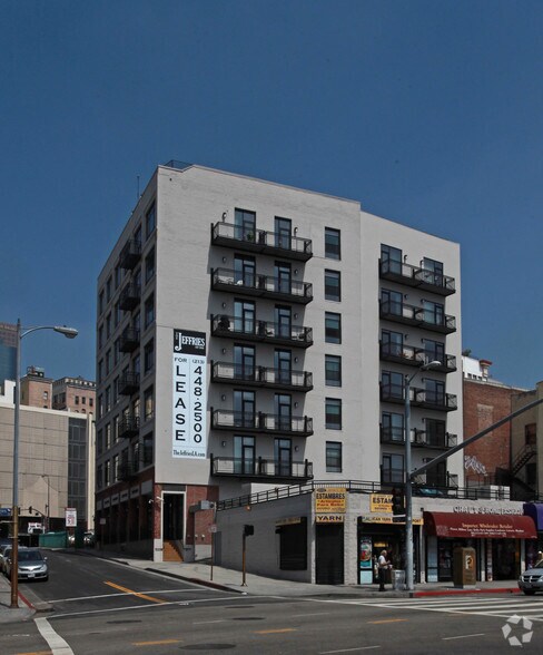 More Photos Of 117 Winston St, Los Angeles Apartments For Lease