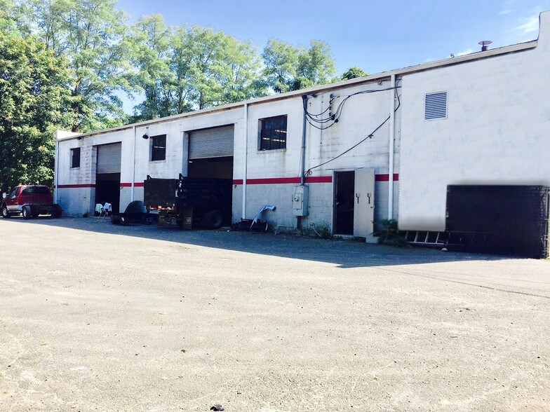 More Photos Of 3431 Route 112, Coram Auto Repair For Sale