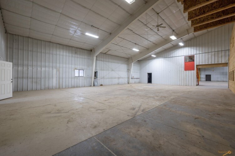 More Photos Of 27592 N 79 Hwy, Hot Springs Warehouse For Sale