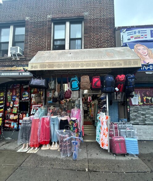 Primary Photo Of 17001 Jamaica Ave, Jamaica General Retail For Lease