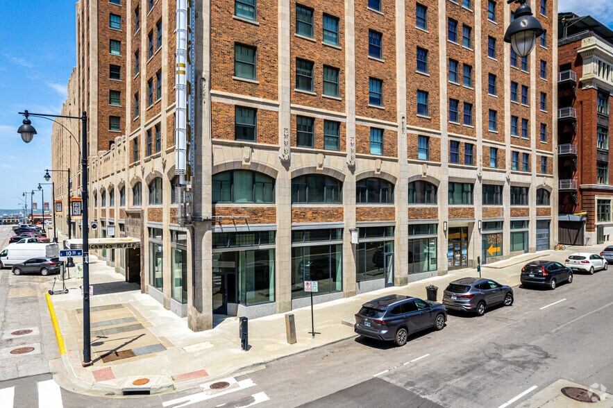 More Photos Of 921-939 McGee St, Kansas City Storefront Retail Office For Lease