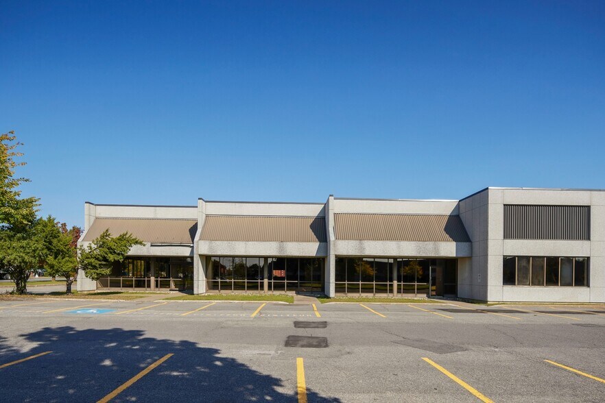 More Photos Of 3071-3075 Rue Louis-A.-Amos, Lachine Warehouse For Lease