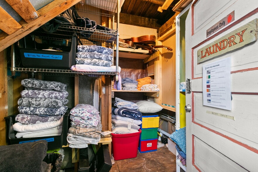 More Photos Of 3109 N Ola Ave, Tampa Hospitality For Sale